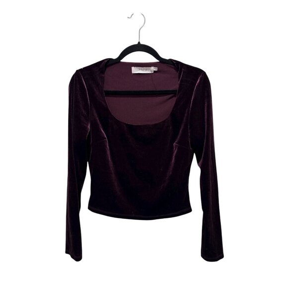 ASTR Elegant Velvet Long Sleeve Deep Burgundy Blouse MEDIUM - Picture 2 of 4